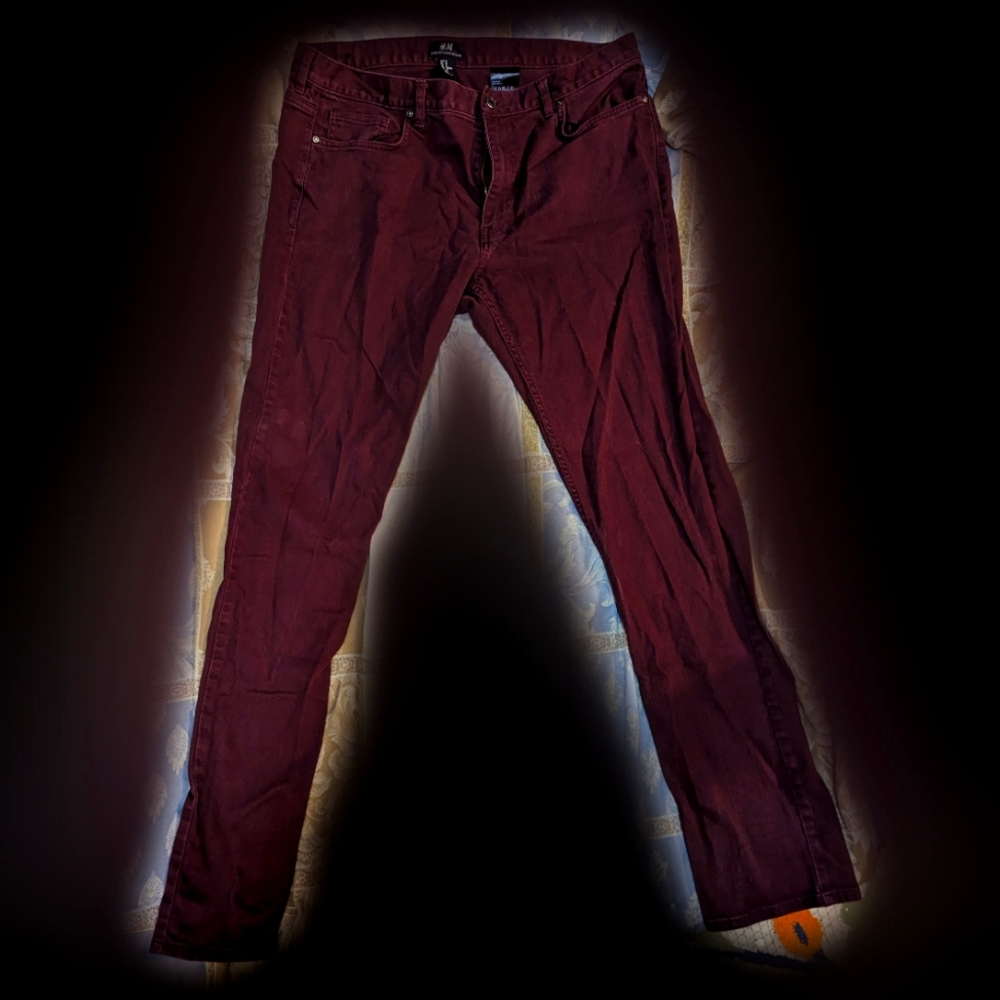 H&M Burgundy Chinos - Picture 2 of 6